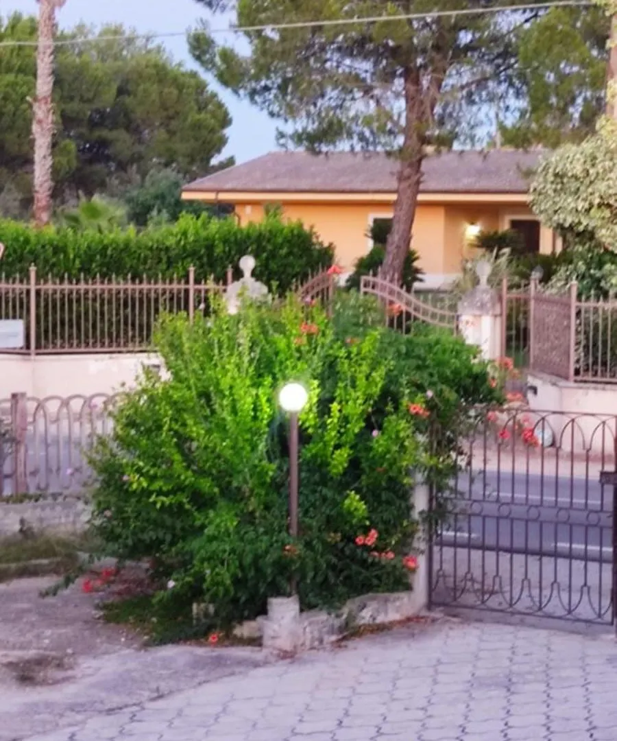 Il Giardino Del Sole Apartment Galatone Italy